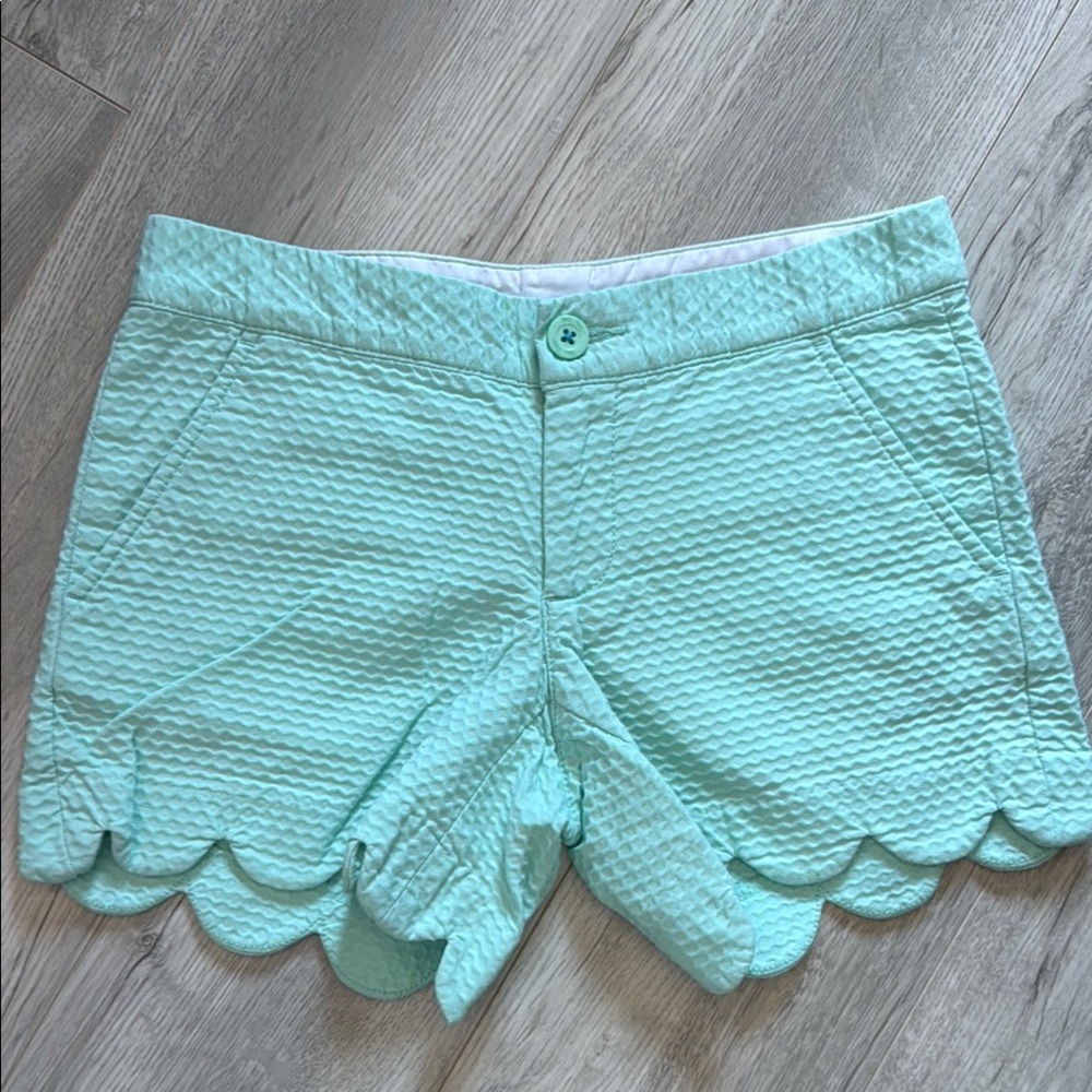 Lilly Pulitzer Mint Green Scallop Shorts